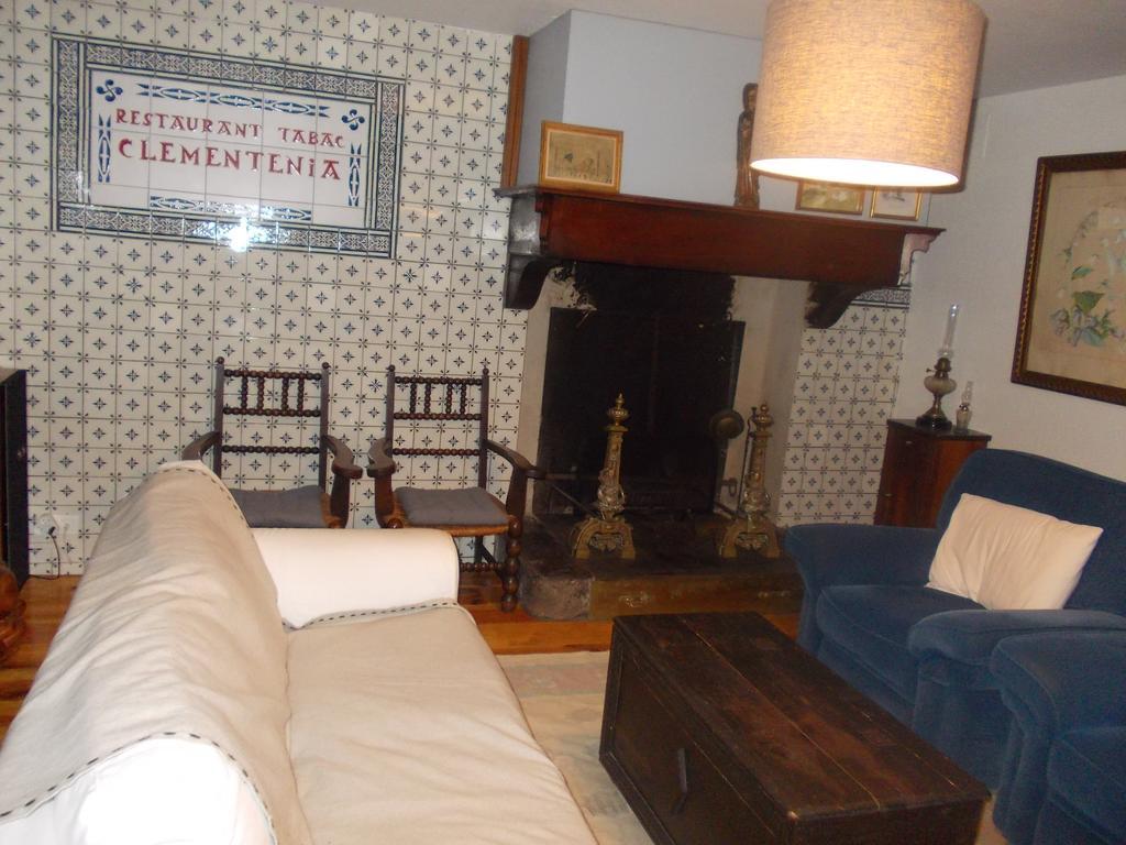 Hotel Le Clementenia Arneguy Exterior photo